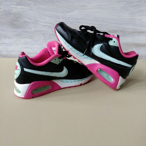 nike air max ivo leather